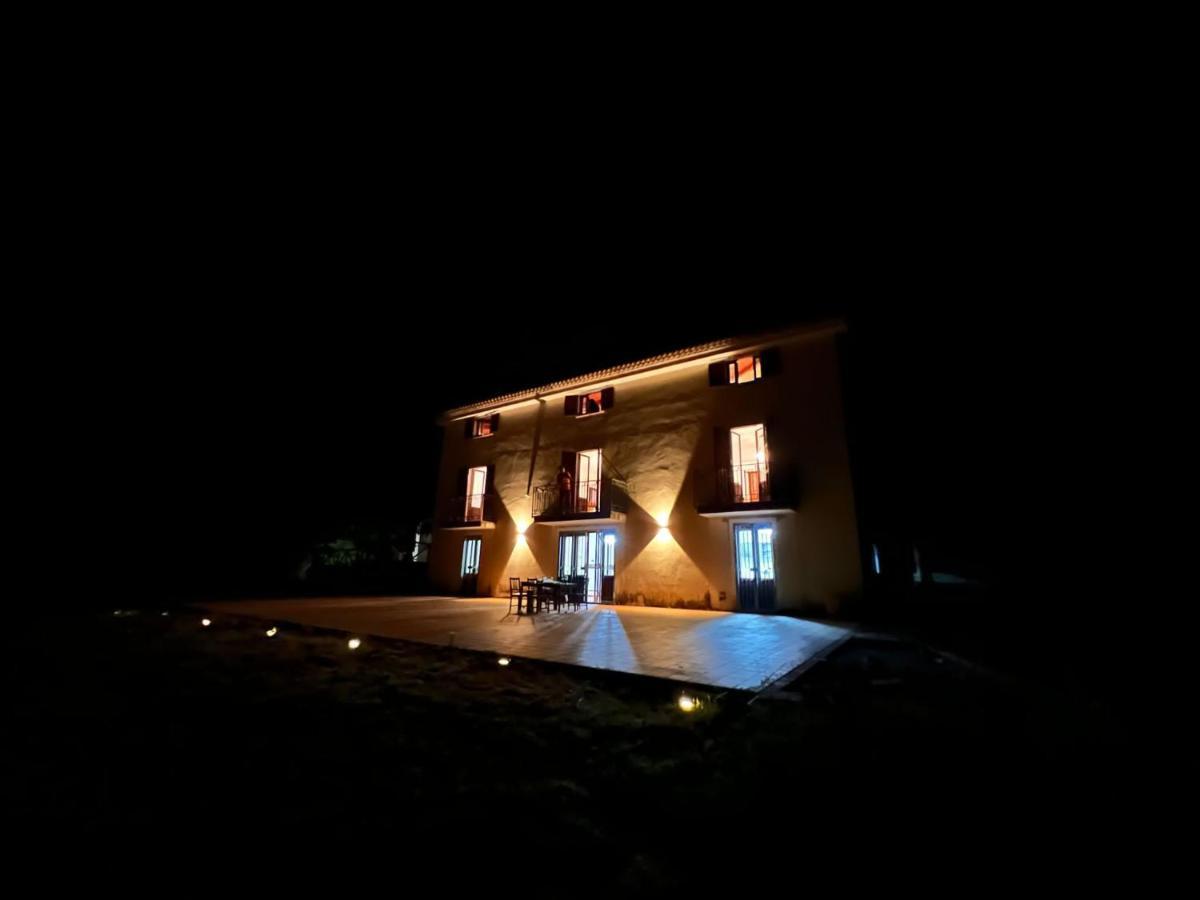 Agriturismo Difesa Del Monte グリゾリーア エクステリア 写真